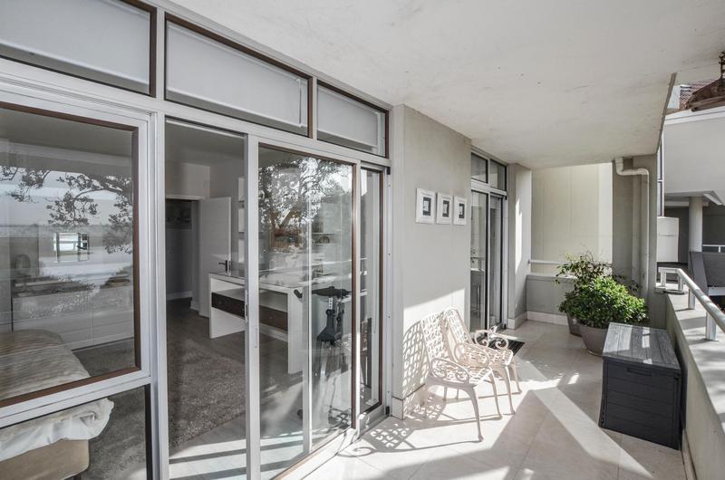 To Let 3 Bedroom Property for Rent in Dolphin Beach Western Cape